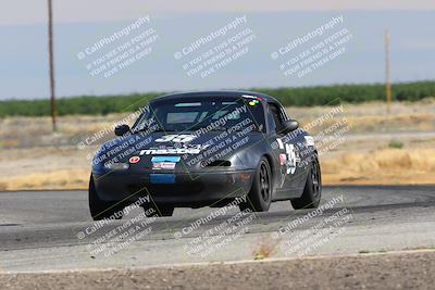 media/Jun-04-2022-CalClub SCCA (Sat) [[1984f7cb40]]/Group 1/Qualifying (Sweeper)/